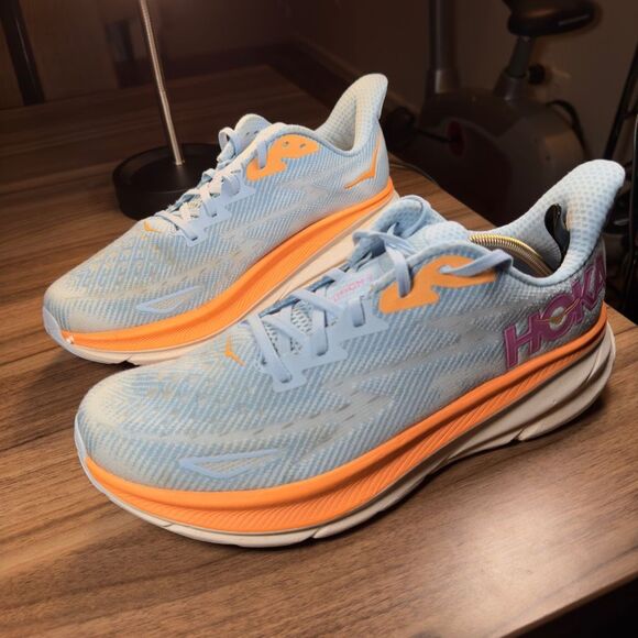 HOKA ONE ONE CLIFTON 9 - Women’s Running Shoes - SIZE 12B - Picture 2 of 9